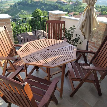 Casa Mantel Holiday Home Panoramic view in Langhe Novello Esterno foto
