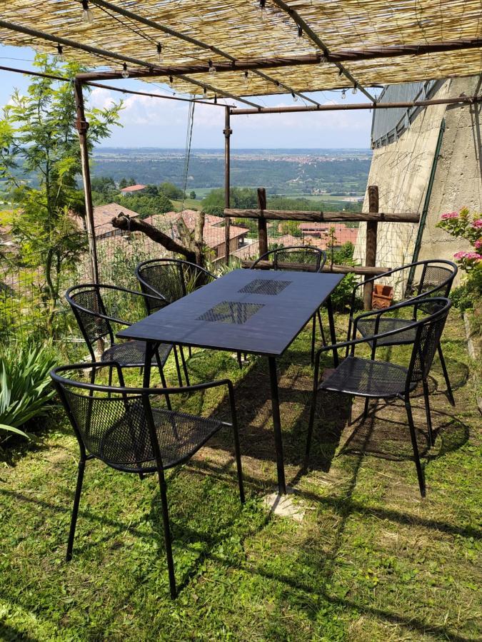 Casa Mantel Holiday Home Panoramic view in Langhe Novello Esterno foto